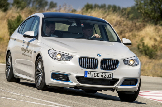 BMW, 미래 대비한 수소차 주행거리 700㎞로 늘려