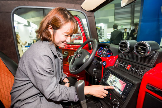 캠시스, 2016 한국전자전에 전기차 출품
