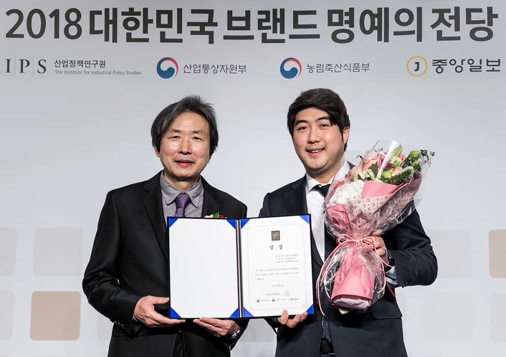 한국지엠, '2018 브랜드 명예의 전당' 3관왕 차지